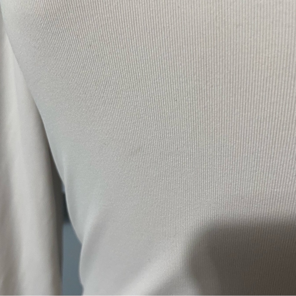 Aritzia Babaton Contour Scoopneck Longsleeve - Picture 7 of 8